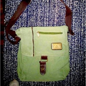 Green Tripletree crossbody purse